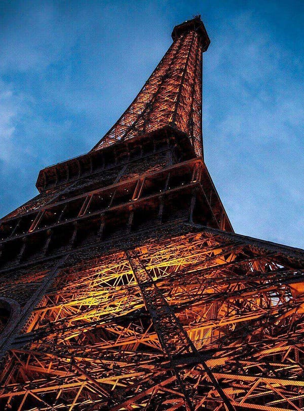 eiffel tower 1526364 19201 1