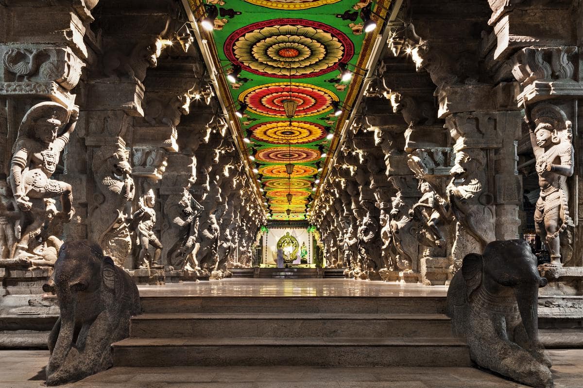 Meenakshi temple inside view
